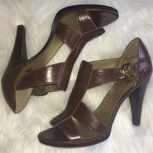 NEW !!! Worthington Sandals